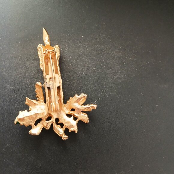 Vintage Christmas Candle Brooch Gold Tone Enamel Rhinestone Holiday Pin - Picture 2 of 2